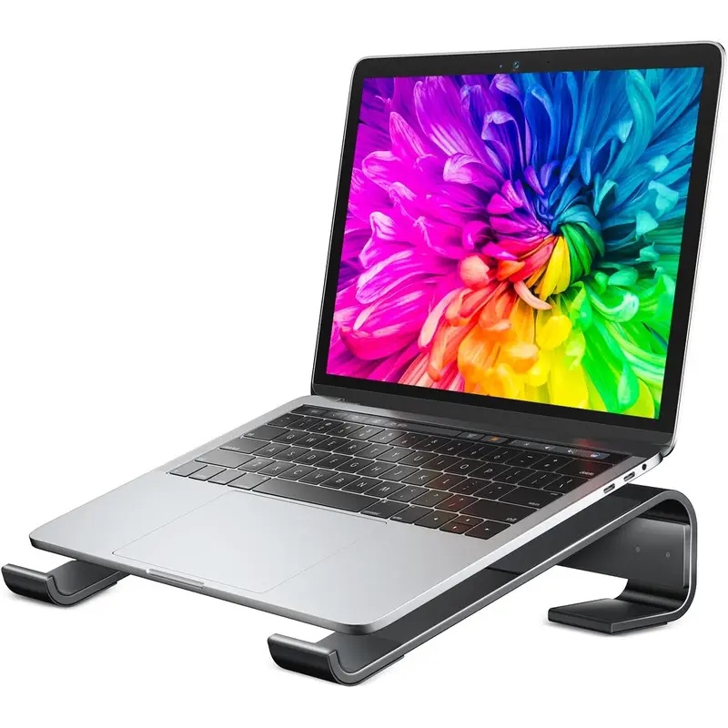 Regulowany stojak na laptopa E – Desk Setup Macbook recenzja i cena